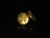 BRASS CROSS BUTTON