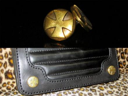 BRASS CROSS BUTTON