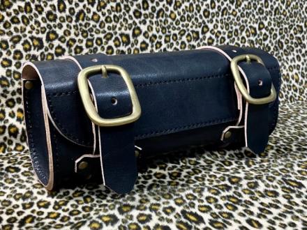 茶芯ヌメ革 TOOL BAG 縦4点留め　革2.5mm厚 (30%off)(即納品)