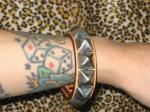 PYRAMID BRACELET (NATURALxWHITE) (50%off)