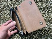 茶芯　フチ捻入りOLD SCHOOL WALLET TRUCKER(細糸 / 横16.5cmサイズ)ウォレットコードセット / ウォレット単品(30%off)(即納品)