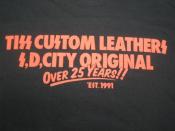 TISS CUSTOM LEATHERS 25TH ANNIVERSARY S/S T-SHIRT(BLACK)(即納品)